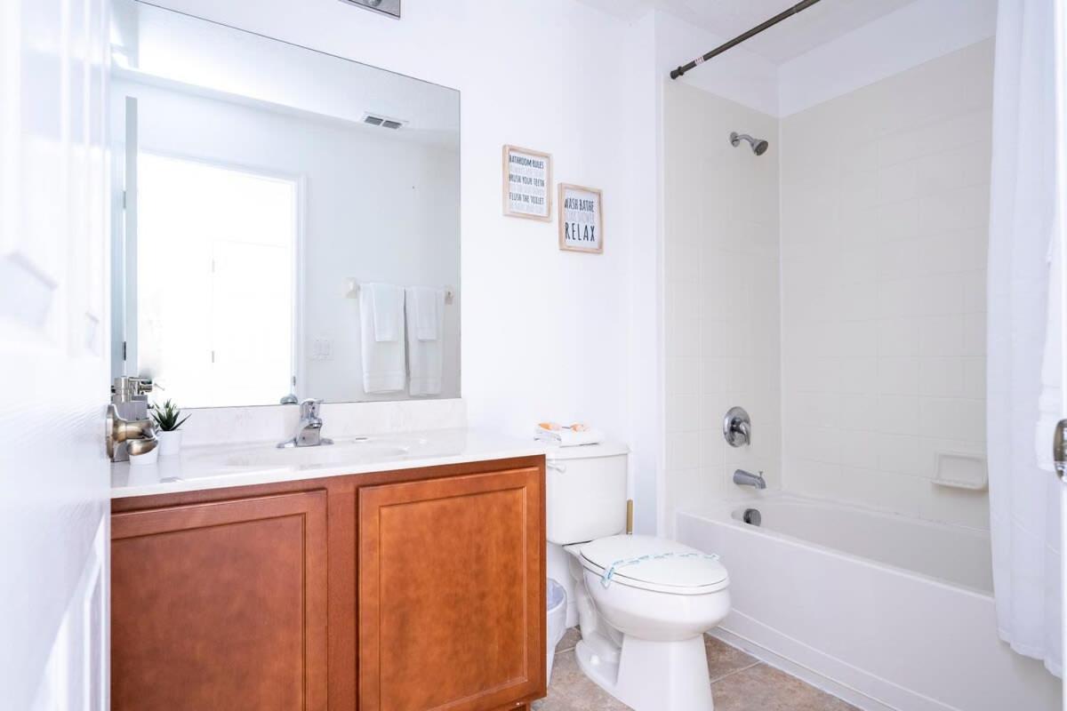 Four Bedroom W/ Screened Pool Close To Disney 4572 คิสซิมมี ภายนอก รูปภาพ